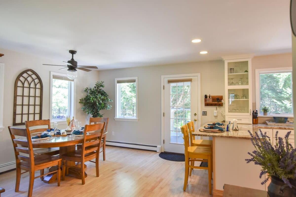 Peaceful Retreat Plus Dog Friendly Villa Wellfleet Exterior photo